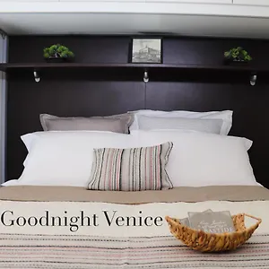 Goodnight Apartment Venice